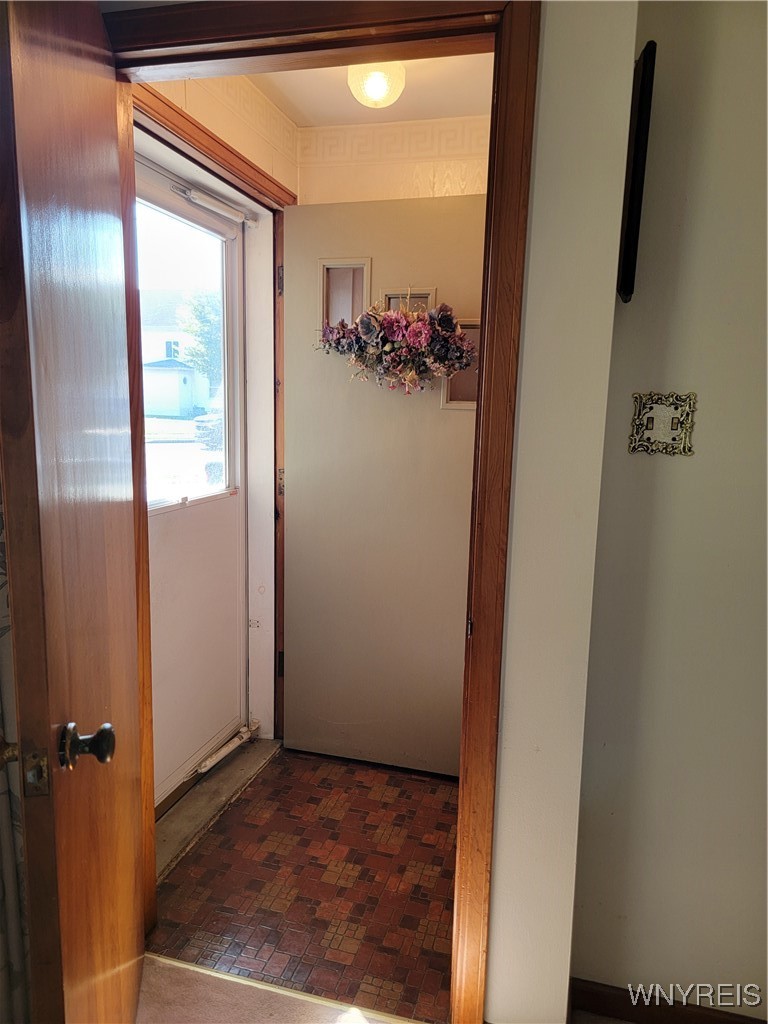 4022 Lewiston Road Niagara Falls, NY 14305 - Photo 5 of 27