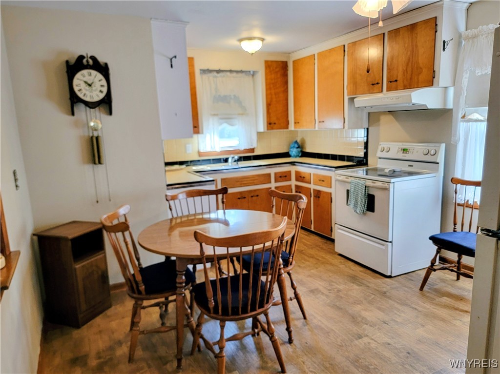 4022 Lewiston Road Niagara Falls, NY 14305 - Photo 8 of 27