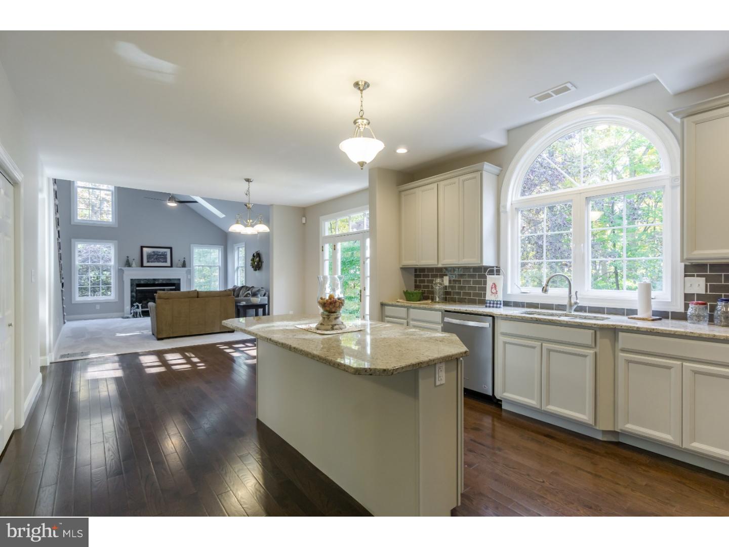 1449 Moyer Road Telford, PA 18969 - Photo 12 of 22 Kitchen