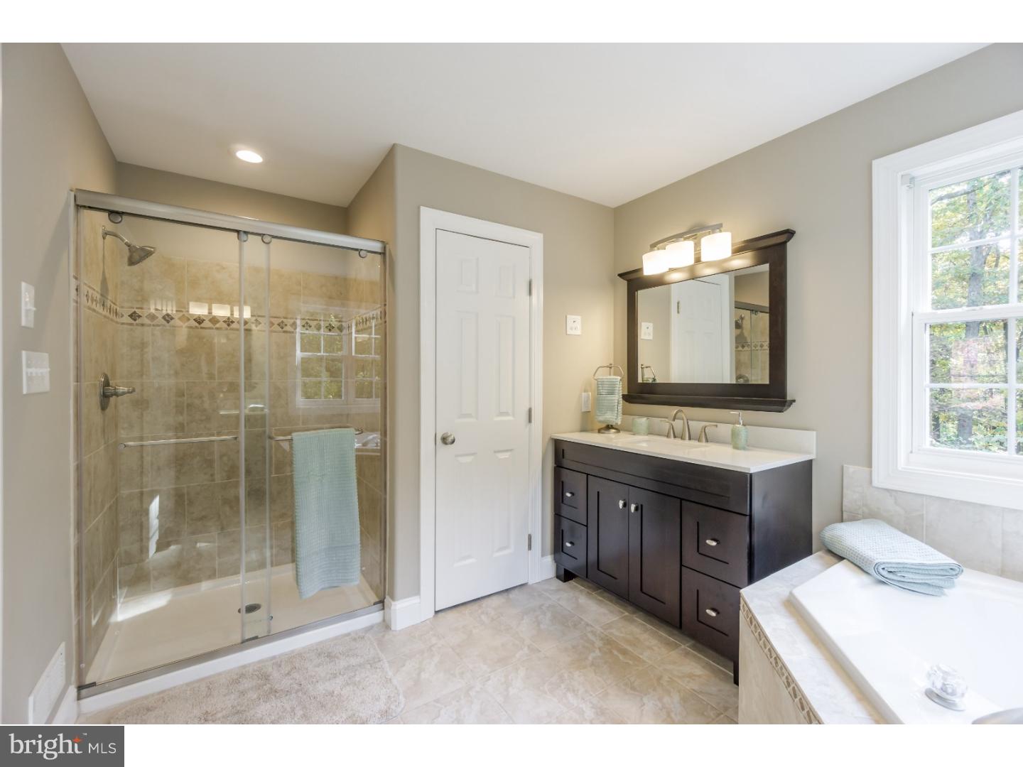 1449 Moyer Road Telford, PA 18969 - Photo 18 of 22 Bathroom