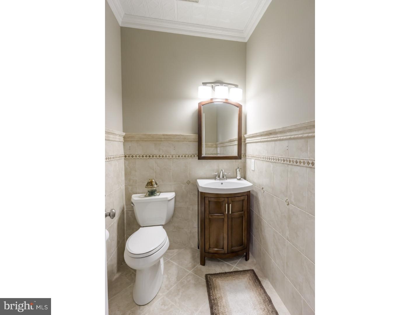 1449 Moyer Road Telford, PA 18969 - Photo 9 of 22 Bathroom