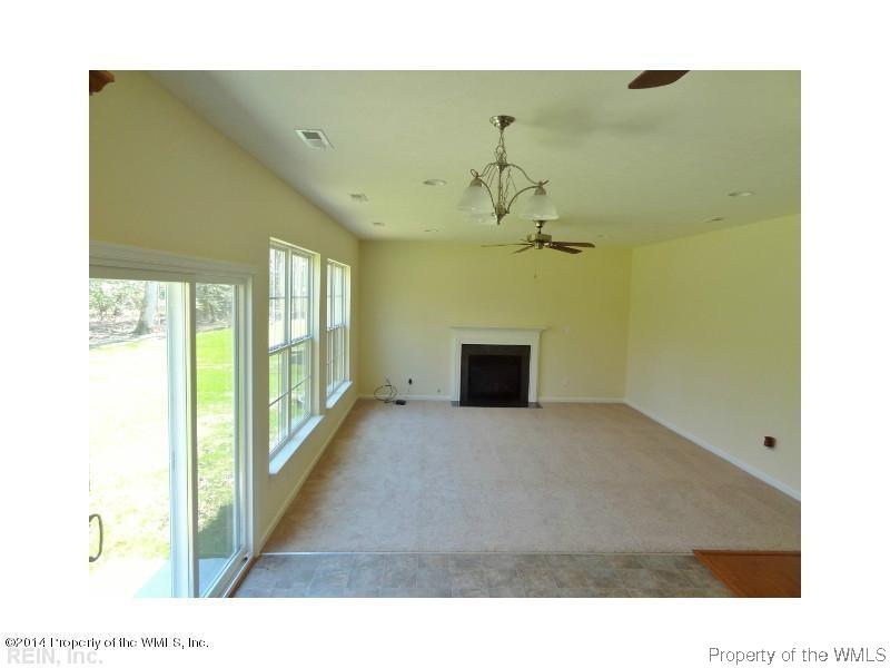 106 Paths Ridge Court Yorktown, VA 23690 - Photo 6 of 9 Gallery Image 6
