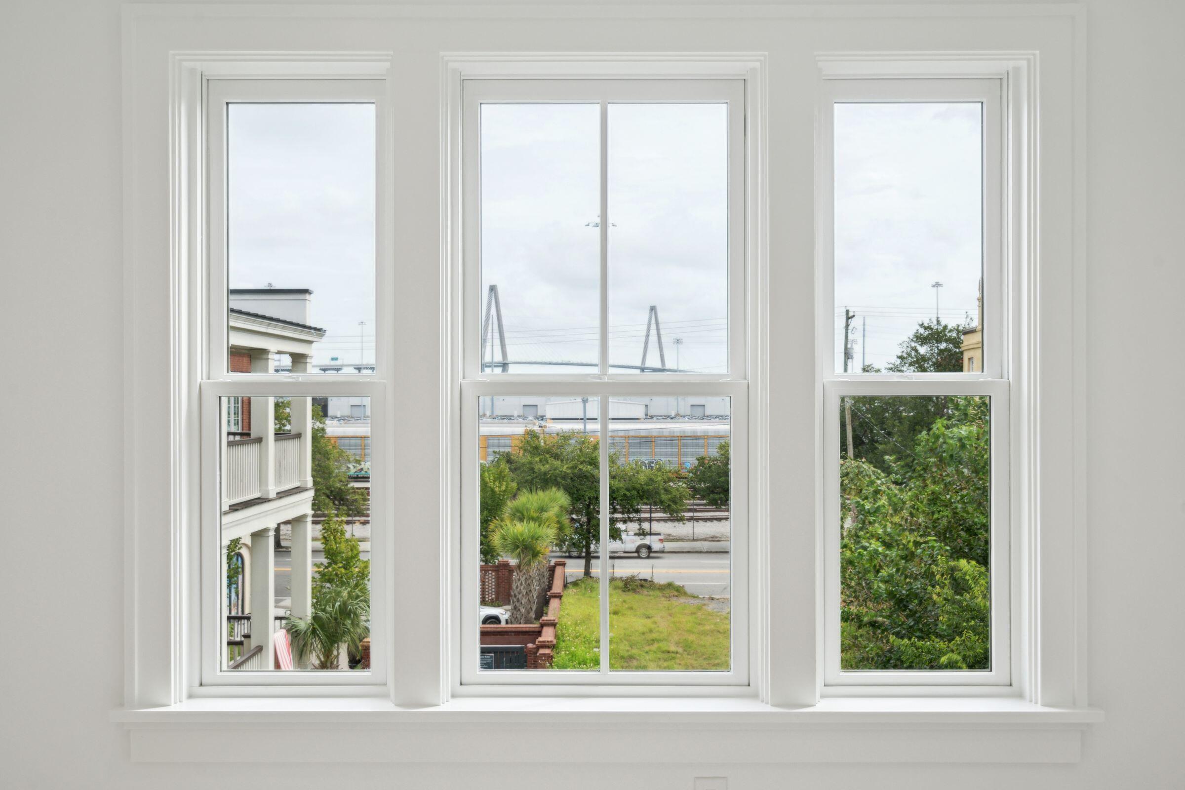 72 Drake Street, Unit B Charleston, SC 29403 - Photo 2 of 45 74_72DrakeStUnitB-KeenEyeMarketing-074
