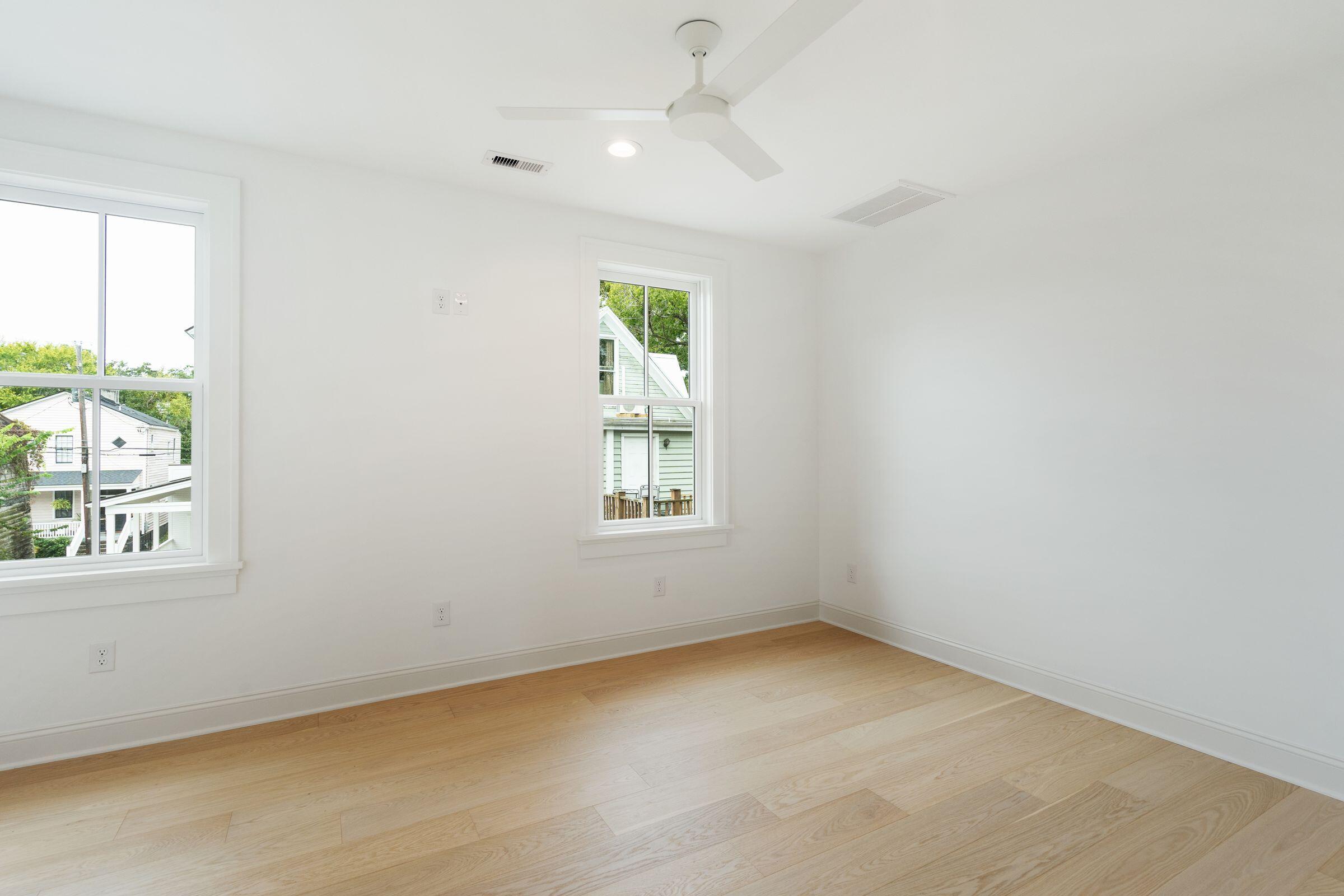 72 Drake Street, Unit B Charleston, SC 29403 - Photo 21 of 45 65_72DrakeStUnitB-KeenEyeMarketing-065