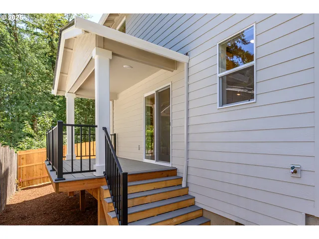 $574,900 | 3233 East Province Court, Newberg, OR 97132