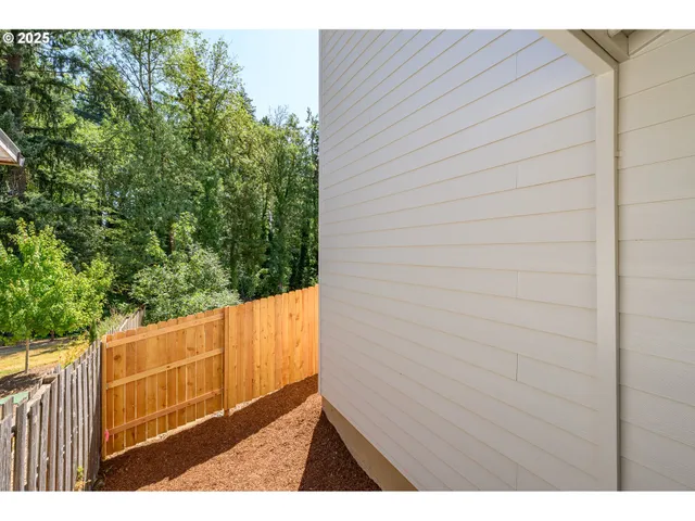 $574,900 | 3233 East Province Court, Newberg, OR 97132