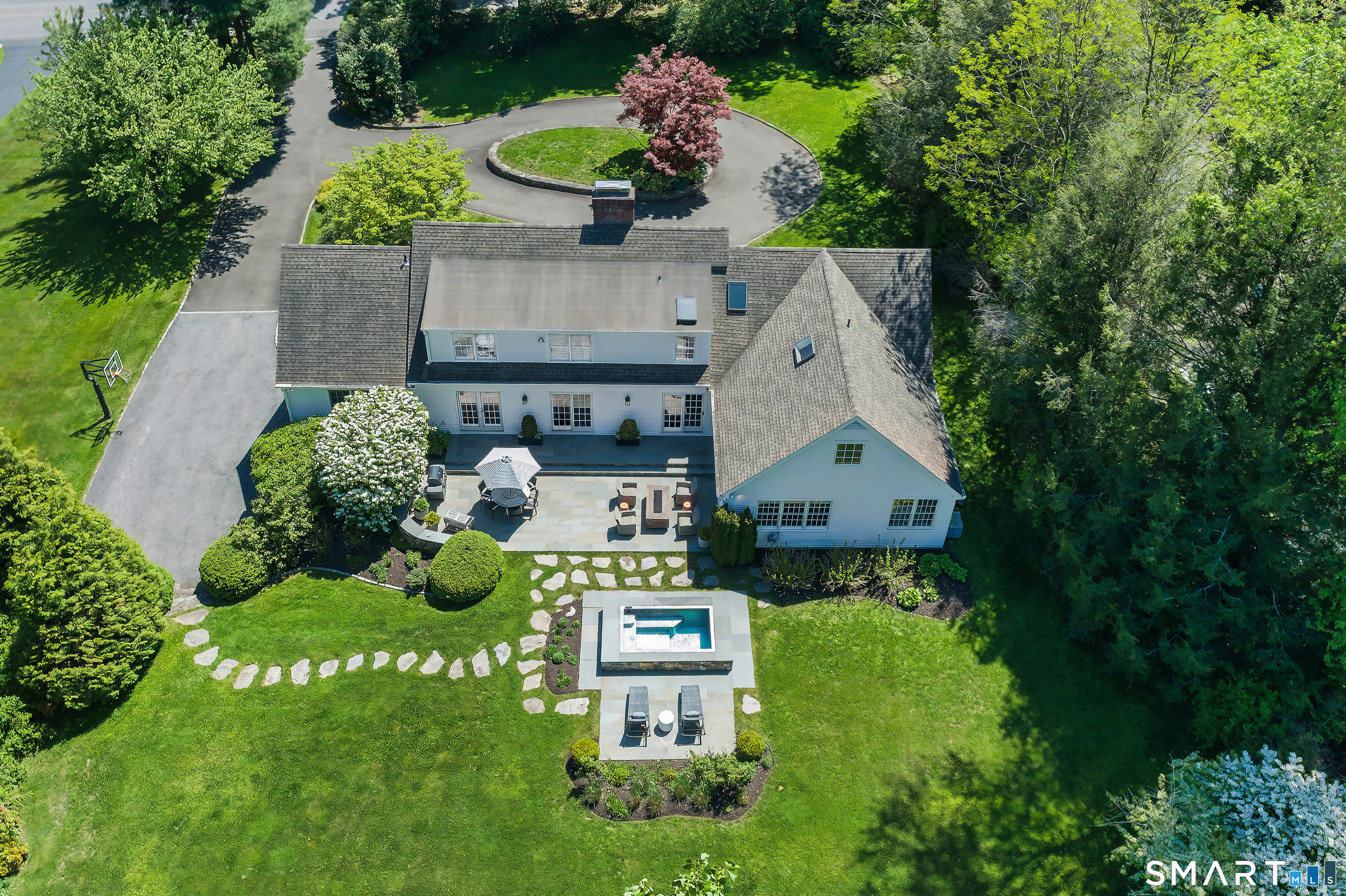 21 Branchville Road Ridgefield, CT 06877 - Photo 1 of 40