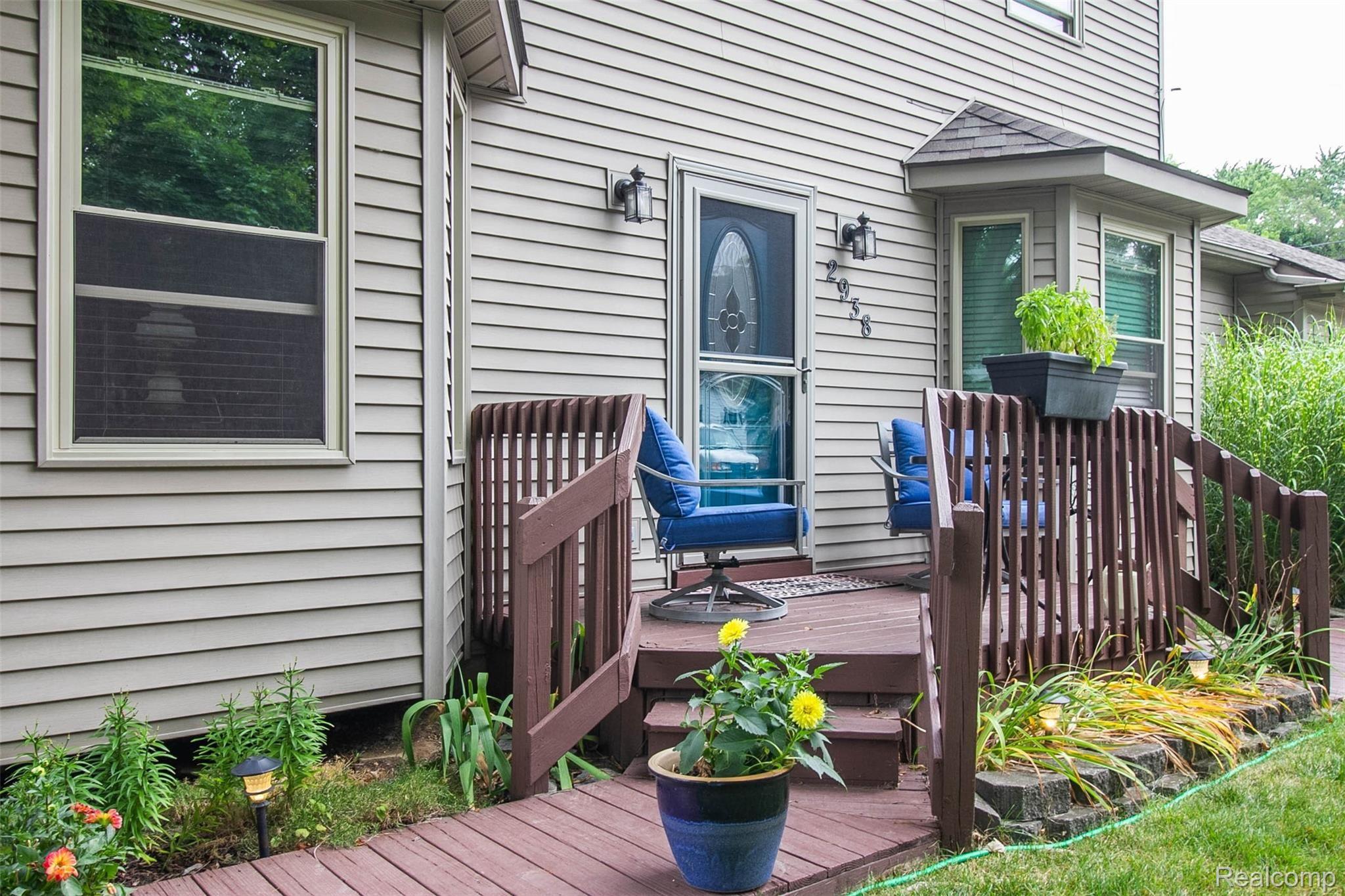 2938 Lansdowne Road Waterford, MI 48329 - Photo 5 of 43 5.jpg