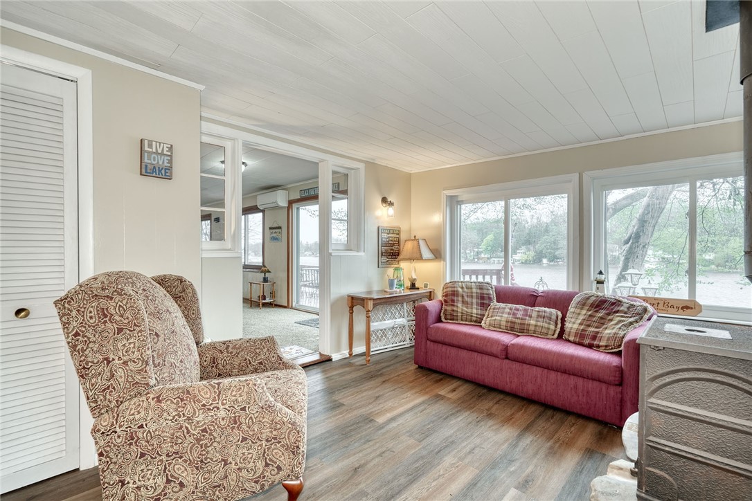 11737 Tompkins Point Road Wolcott, NY 14590 - Photo 6 of 50
