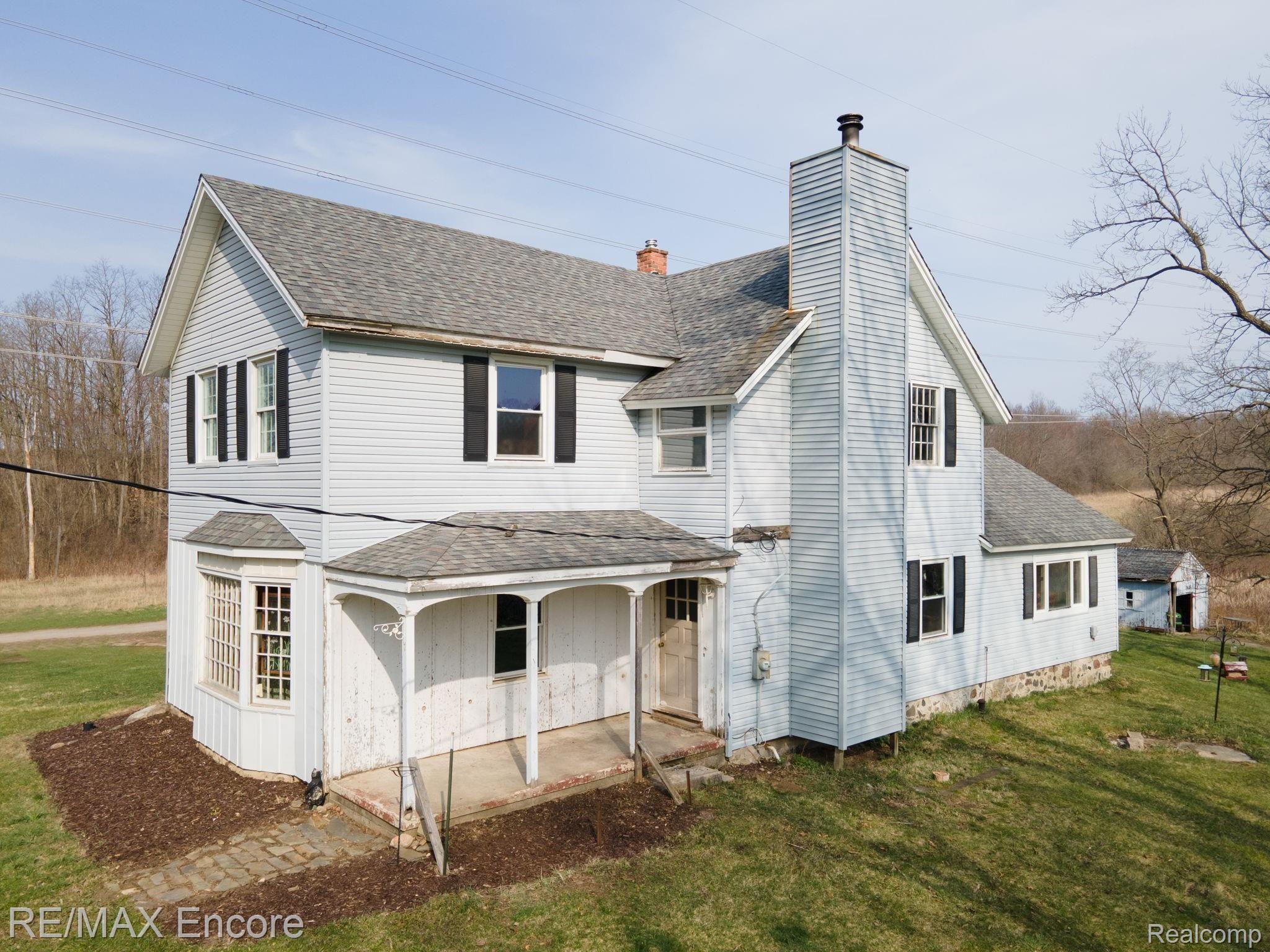 13450 Rattalee Lake Road Davisburg, MI 48350 - Photo 1 of 57 WELCOME HOME!