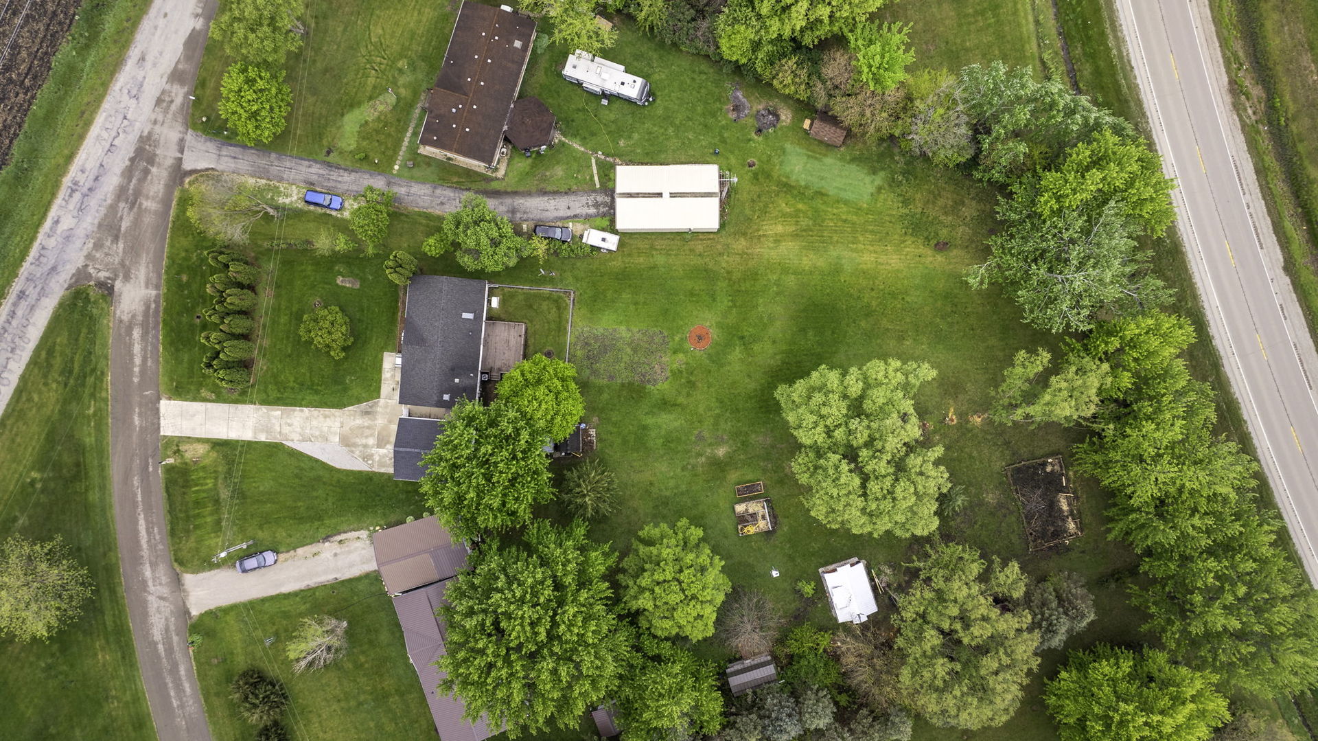 2910 East 11th Road Ottawa, IL 61350 - Photo 30 of 37