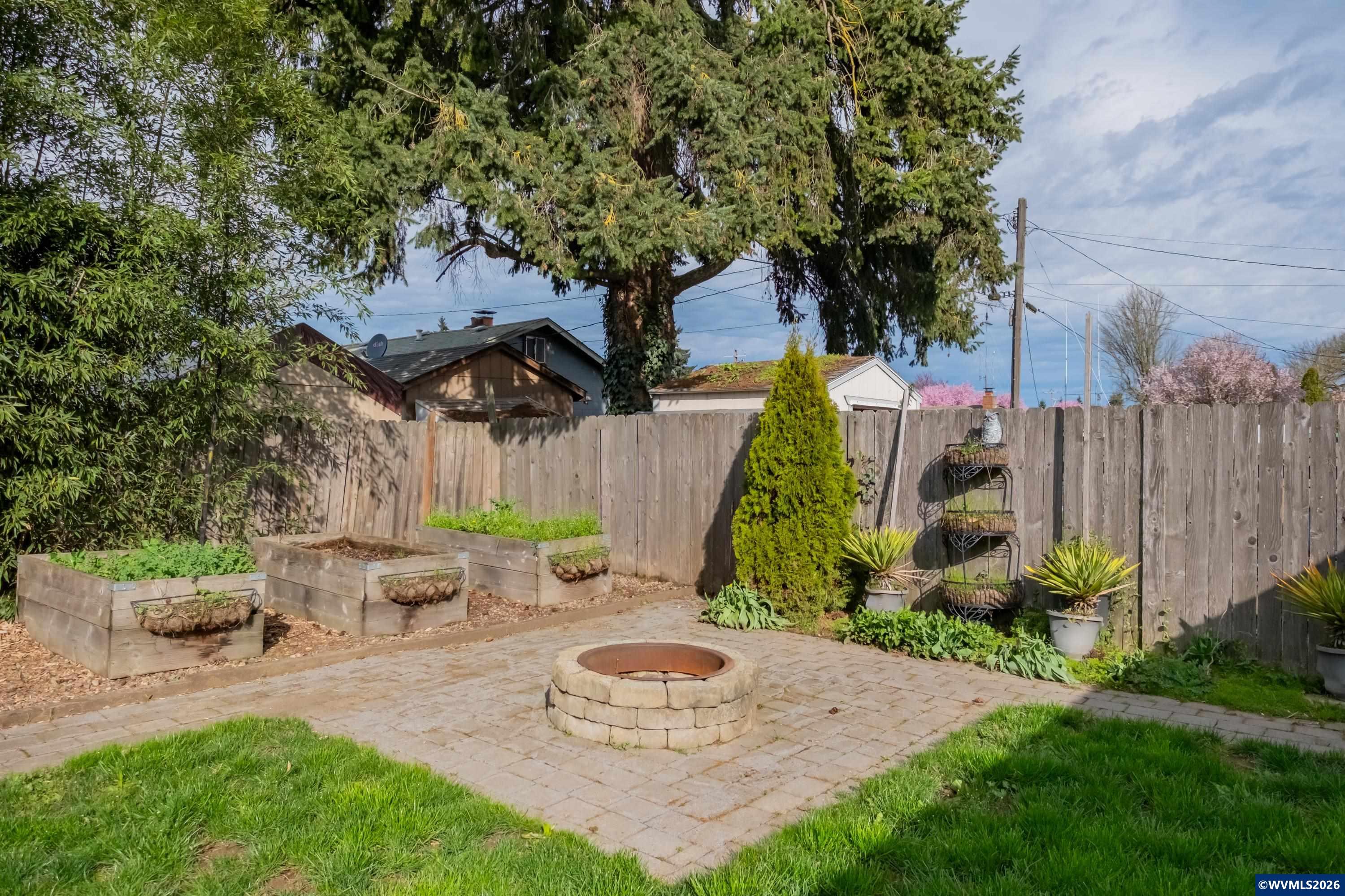 910 Ermine Street Southeast Albany, OR 97322 - Photo 42 of 49