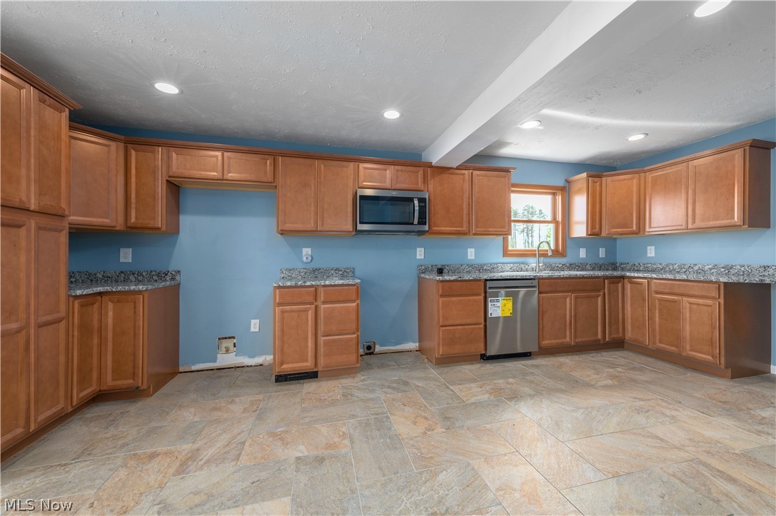145 State Road Hinckley, OH 44233 - Photo 13 of 48