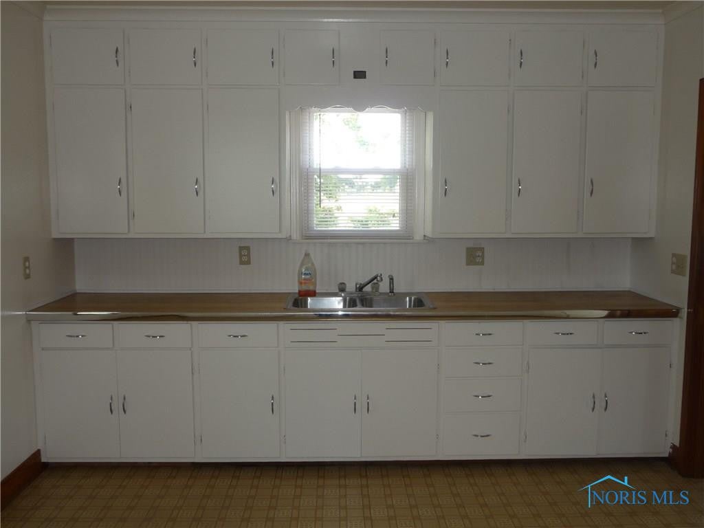 23670 Stony Ridge Road Perrysburg, OH 43551 - Photo 3 of 15 Gallery Image 3