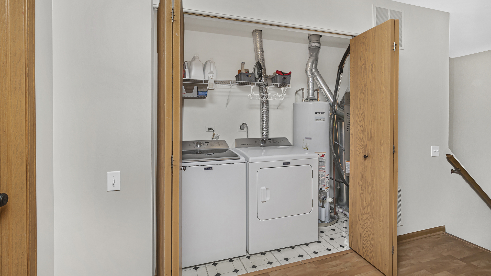 3159 Cambria Court Aurora, IL 60503 - Photo 14 of 21 a bathroom with a shower and a sink