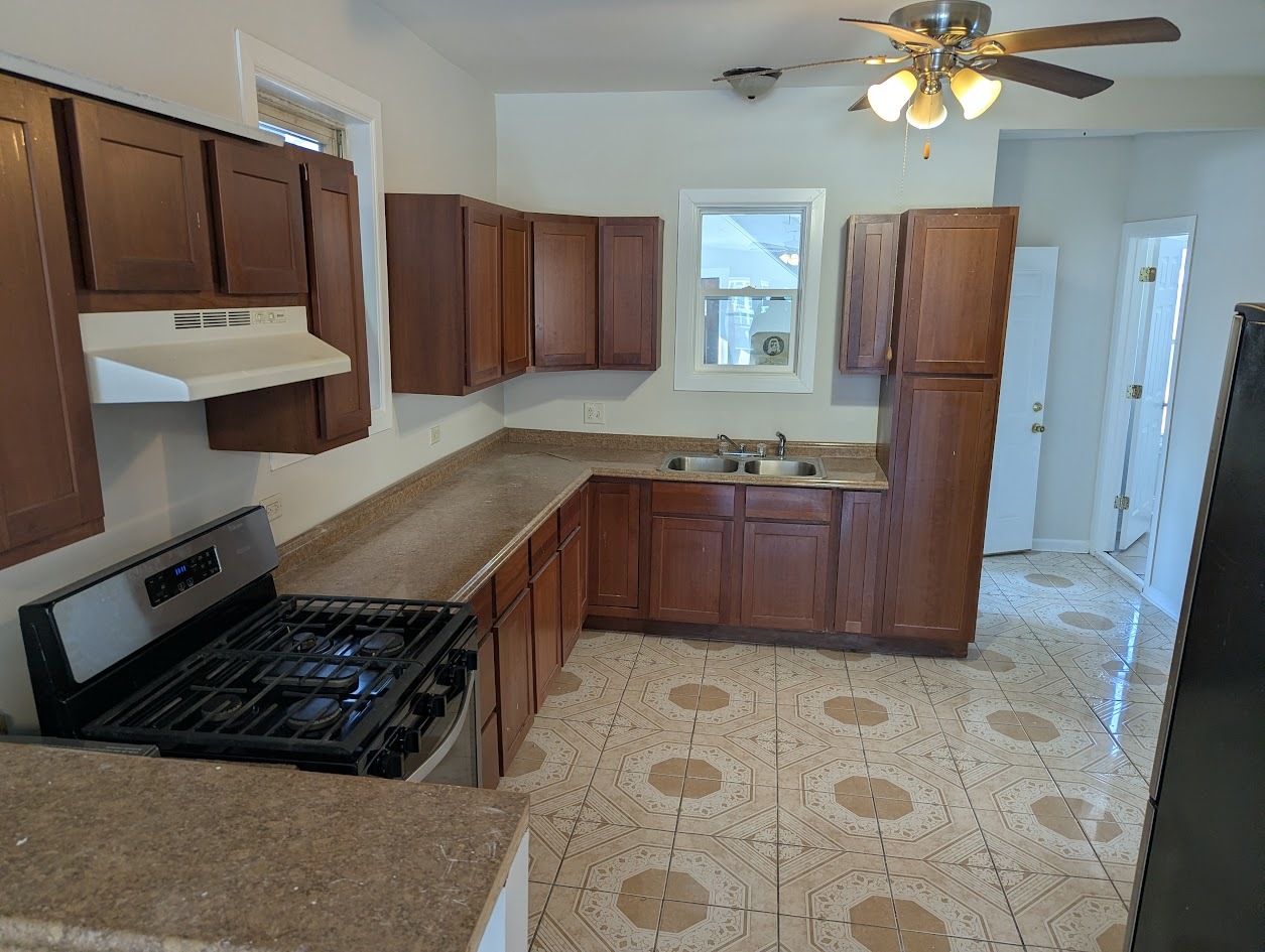 11316 South Indiana Avenue Chicago, IL 60628 - Photo 2 of 15