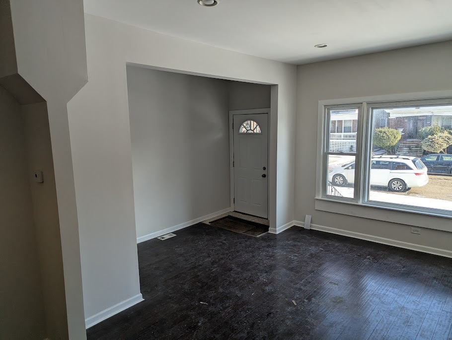 11316 South Indiana Avenue Chicago, IL 60628 - Photo 5 of 15