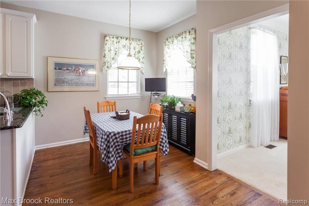 2280 Creek Bend Rochester Hills, MI 48309 - Photo 18 of 35