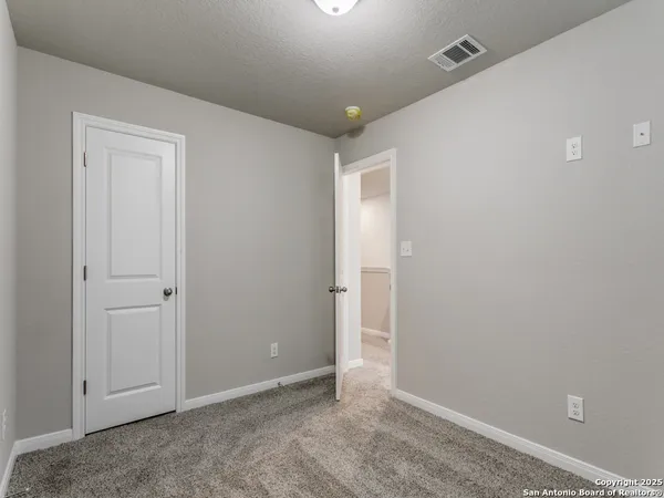 $1,575 | 7935 Dial Ike Drive, Unit 402, San Antonio, TX 78218