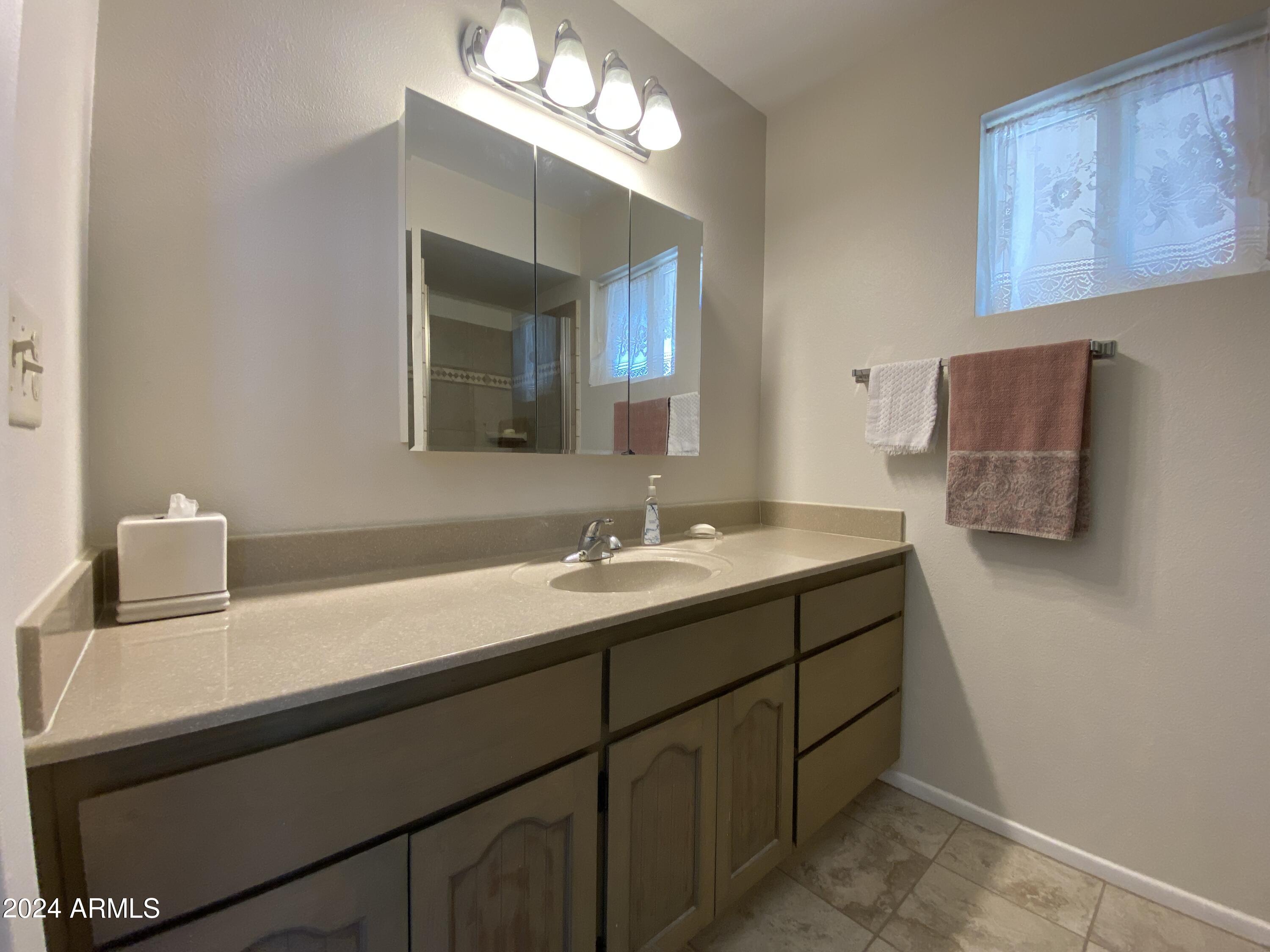 561 South Rochester Mesa, AZ 85206 - Photo 20 of 34 20