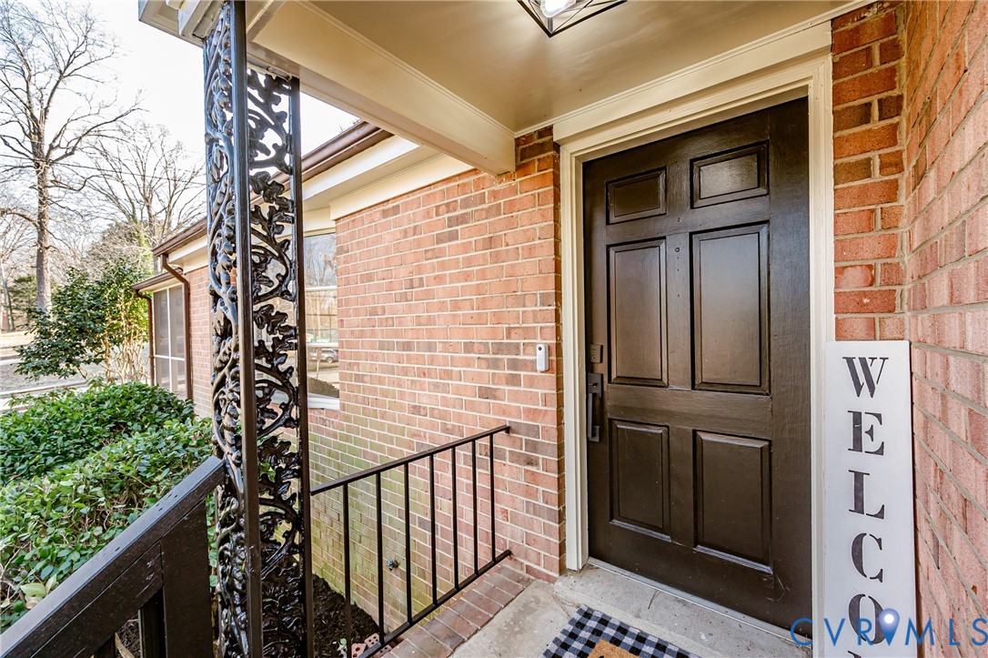 6048 Gainford Road Richmond, VA 23234 - Photo 5 of 83 Entrance to property featuring brick siding