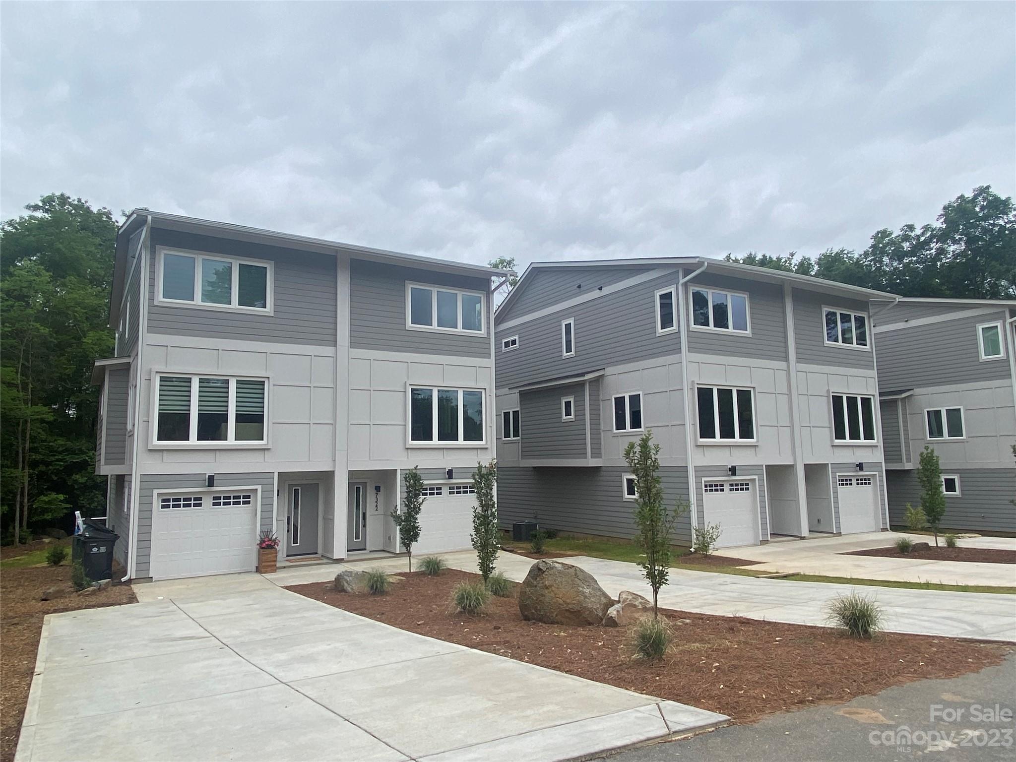 7322 Swans Run Road Charlotte, NC 28226 - Photo 3 of 35 Gallery Image 3