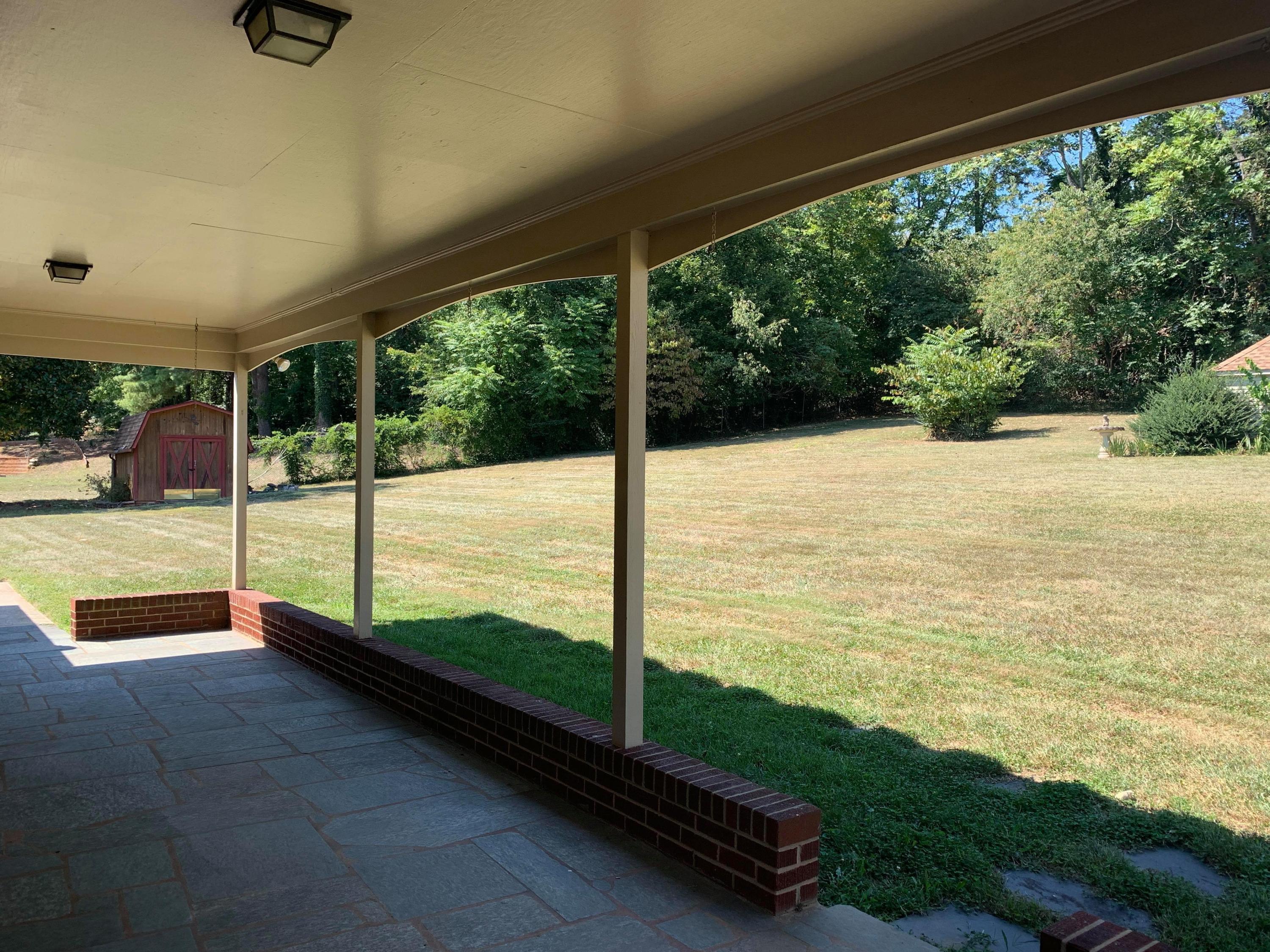 69966033_646960712496411_648155898346209