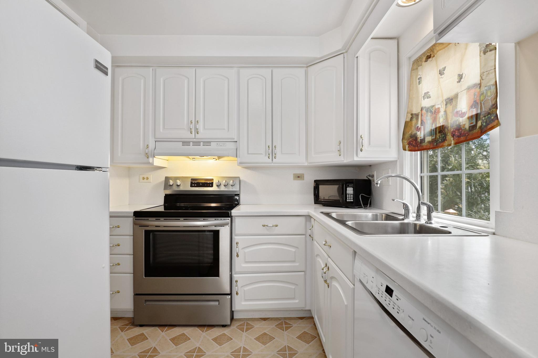 420 Whitestone Road Silver Spring, MD 20901 - Photo 9 of 30