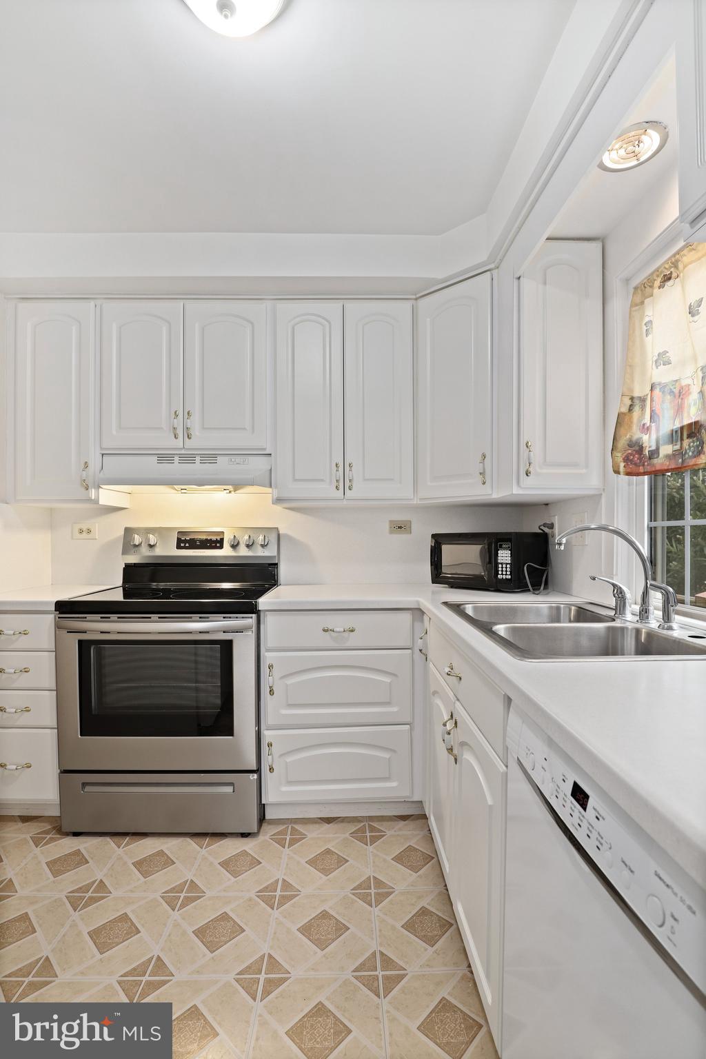 420 Whitestone Road Silver Spring, MD 20901 - Photo 10 of 30