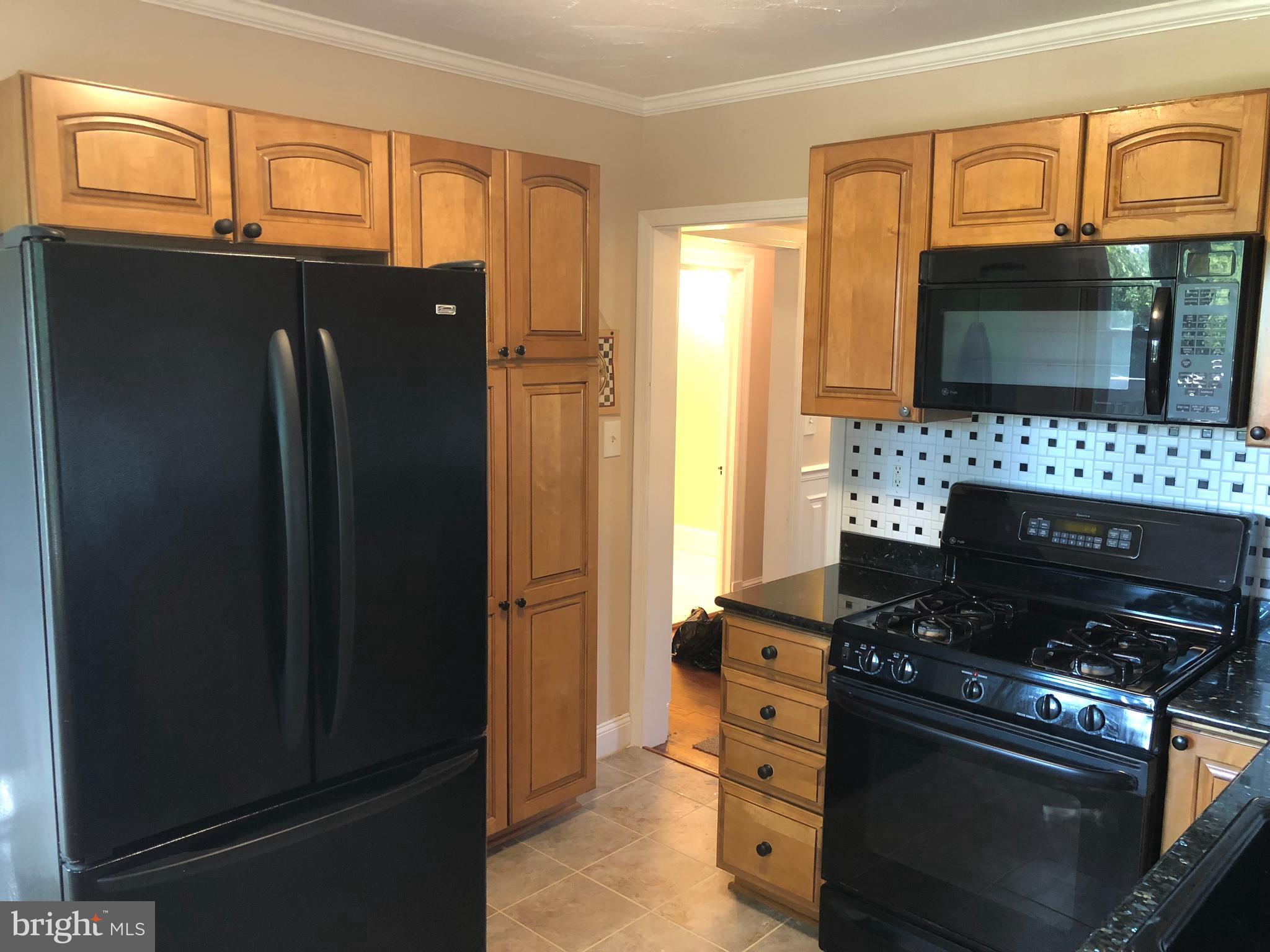 10901 Liberty Road Randallstown, MD 21133 - Photo 16 of 21 Kitchen