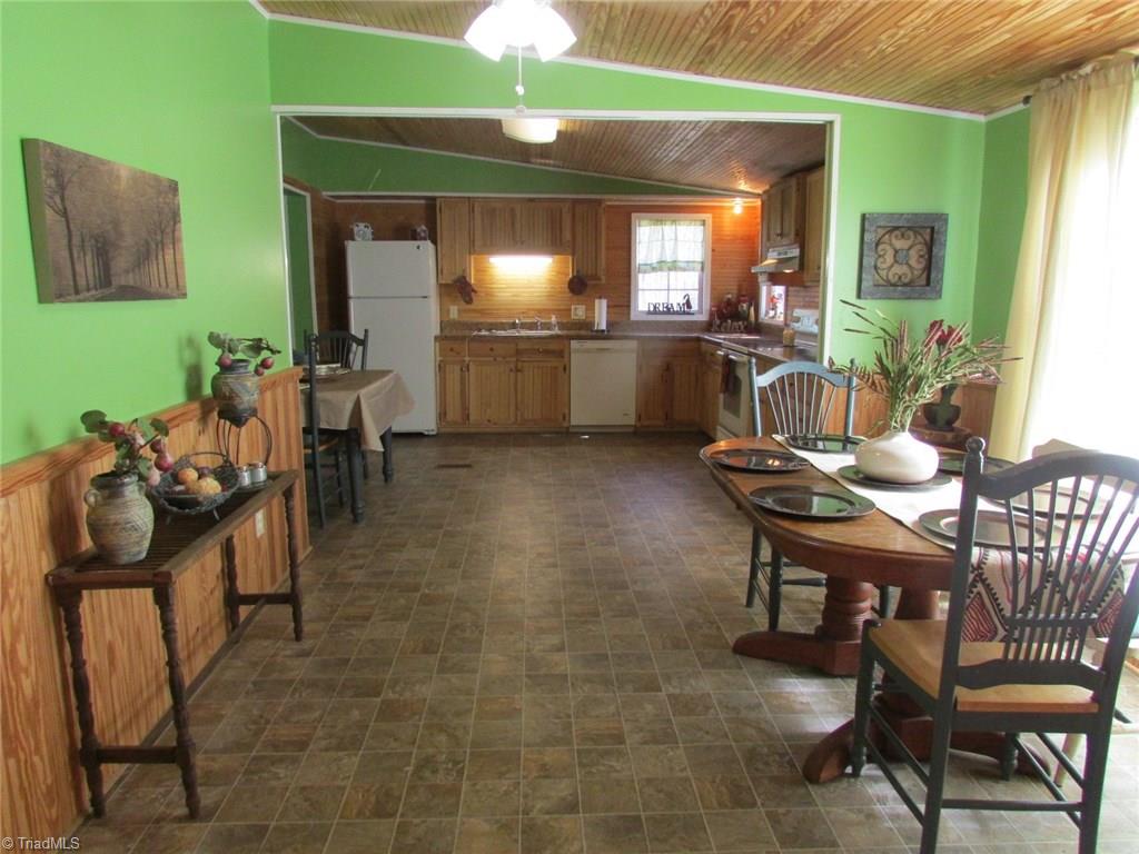2301 Millcroft Road Pleasant Garden, NC 27313 - Photo 7 of 20 Dining & Kitchen Views
