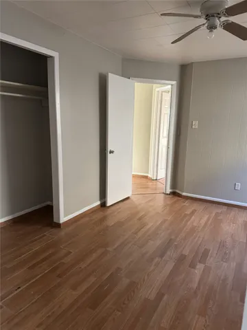 $1,200 | 705 Smokey River Bend, Conroe, TX 77316