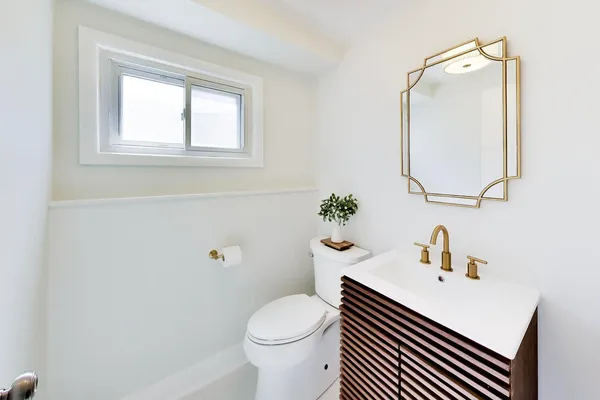 $375,000 | 9011 North Grace Avenue, Niles, IL 60714