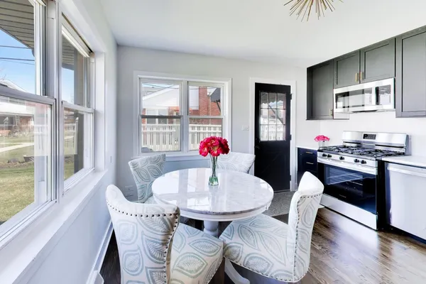 $375,000 | 9011 North Grace Avenue, Niles, IL 60714