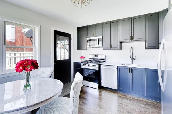 $375,000 | 9011 North Grace Avenue, Niles, IL 60714