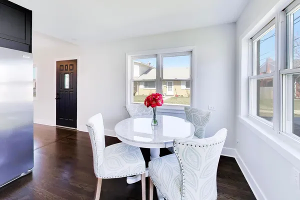 $375,000 | 9011 North Grace Avenue, Niles, IL 60714