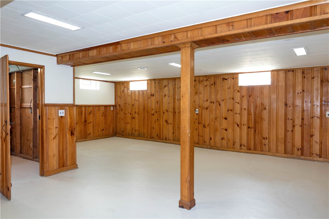 137 Long Meadow Drive Irondequoit, NY 14621 - Photo 12 of 28