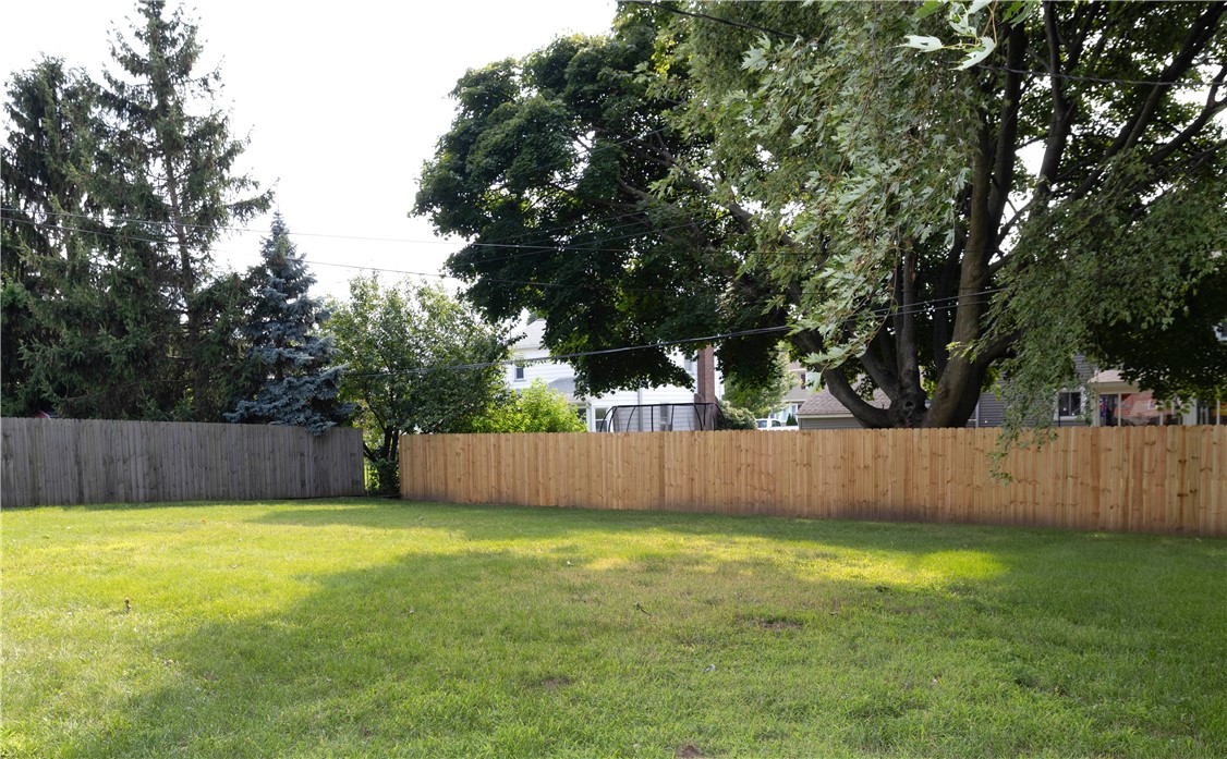 137 Long Meadow Drive Irondequoit, NY 14621 - Photo 27 of 28