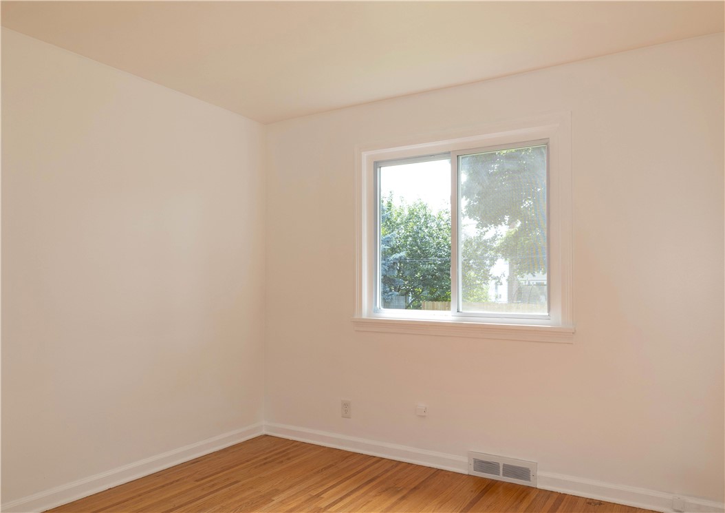 137 Long Meadow Drive Irondequoit, NY 14621 - Photo 8 of 28