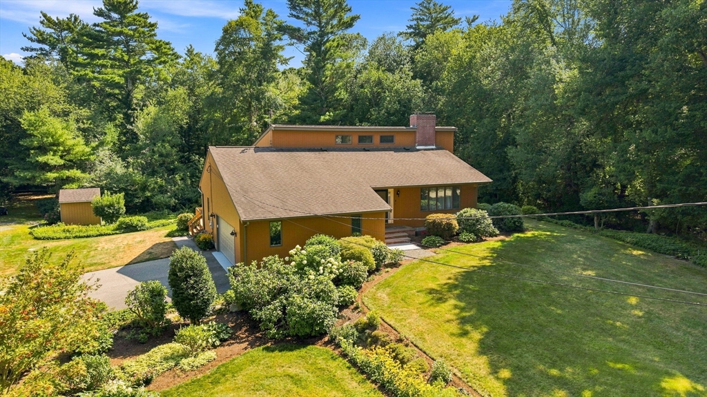 6 Snow Fields Road Mattapoisett, MA 02739 - Photo 1 of 35 Gallery Image 1