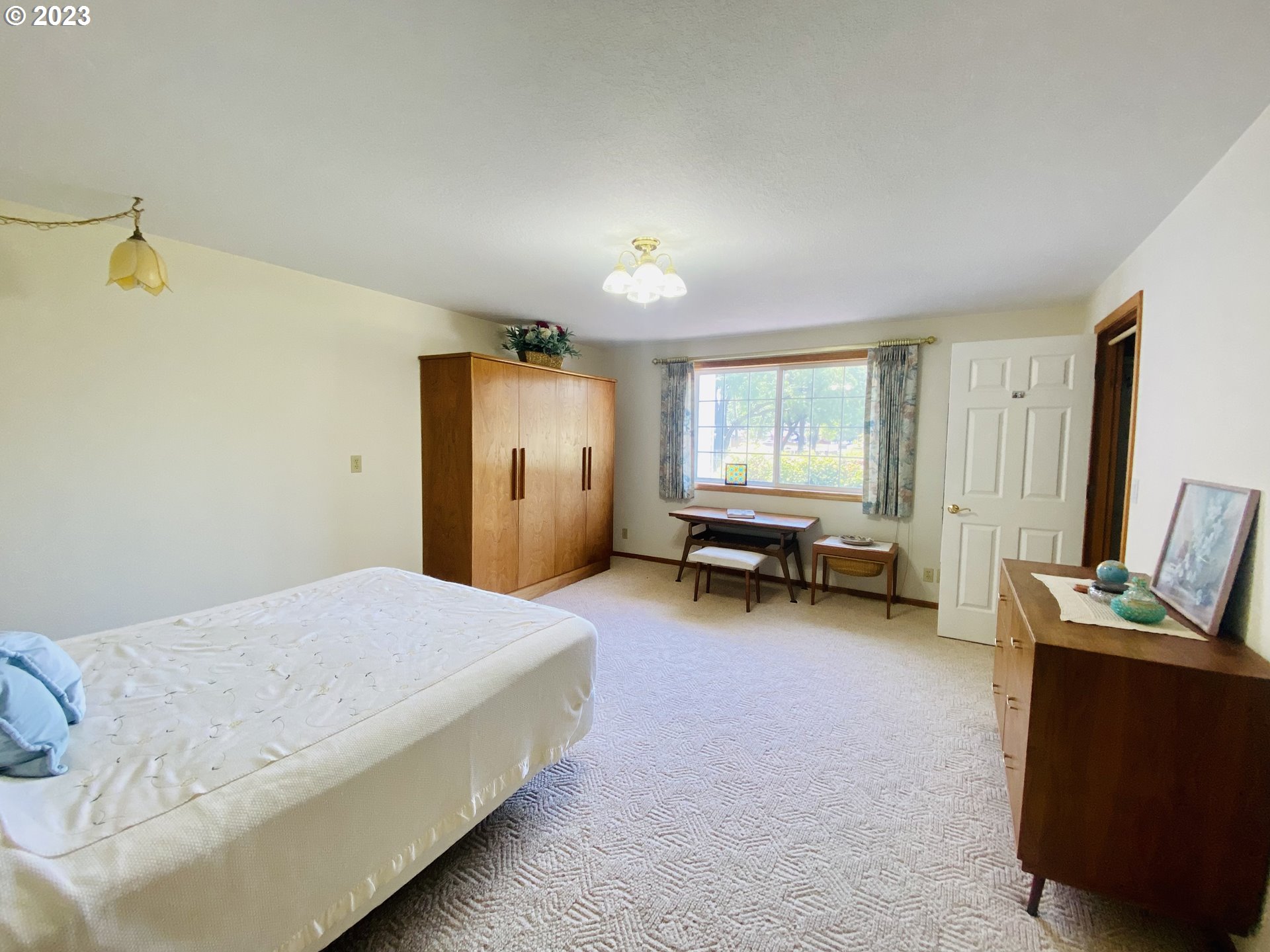 984-986 Berntzen Road Eugene, OR 97402 - Photo 17 of 48