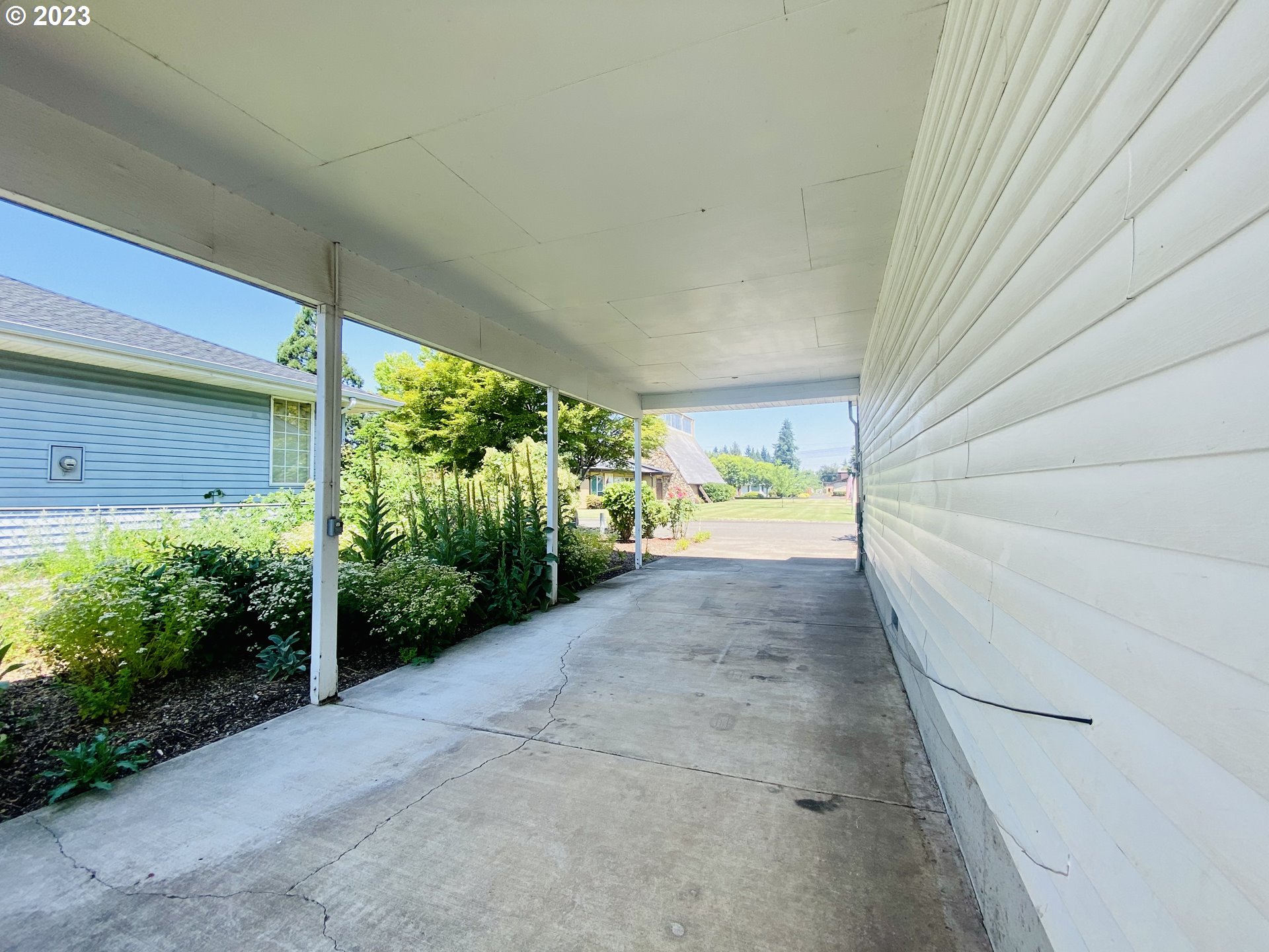 984-986 Berntzen Road Eugene, OR 97402 - Photo 35 of 48