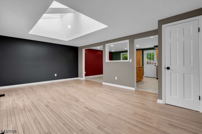 66 Dayton Road Jamesburg, NJ 08831 - Photo 8 of 31