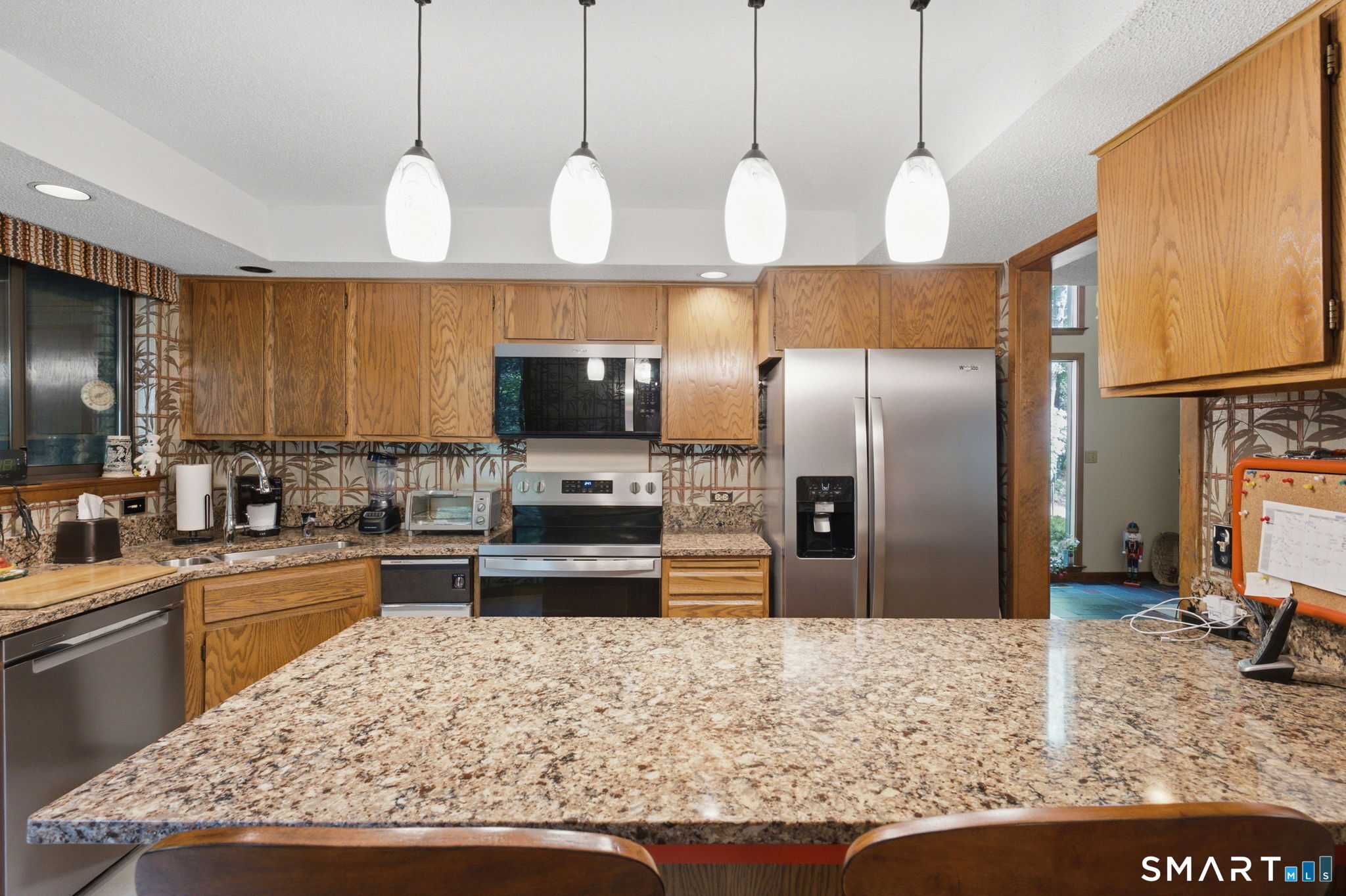 409 Jones Hollow Road Marlborough, CT 06447 - Photo 7 of 40
