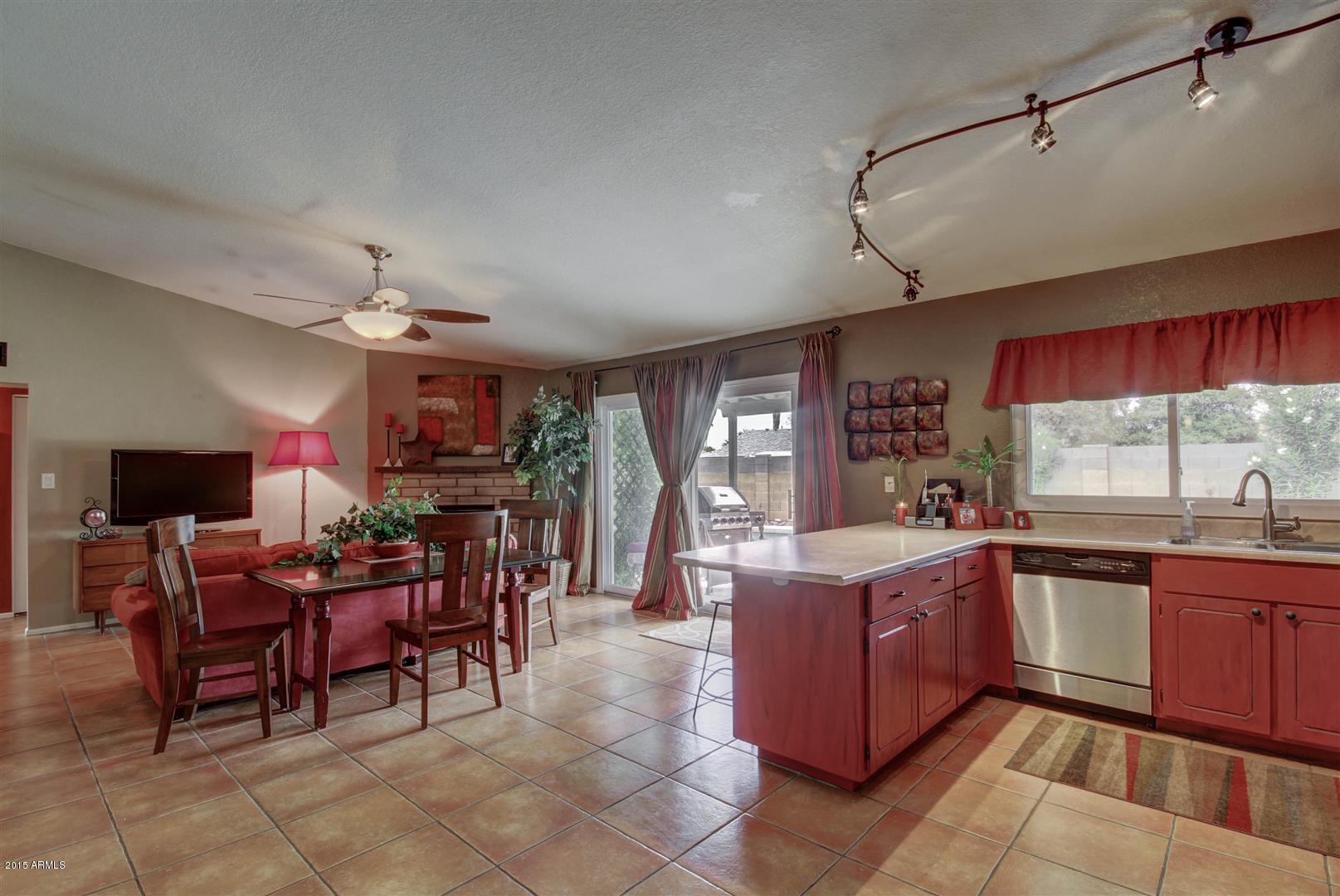 2422 South Evergreen Road Tempe, AZ 85282 - Photo 6 of 19 Kitchen overlooking Family Room