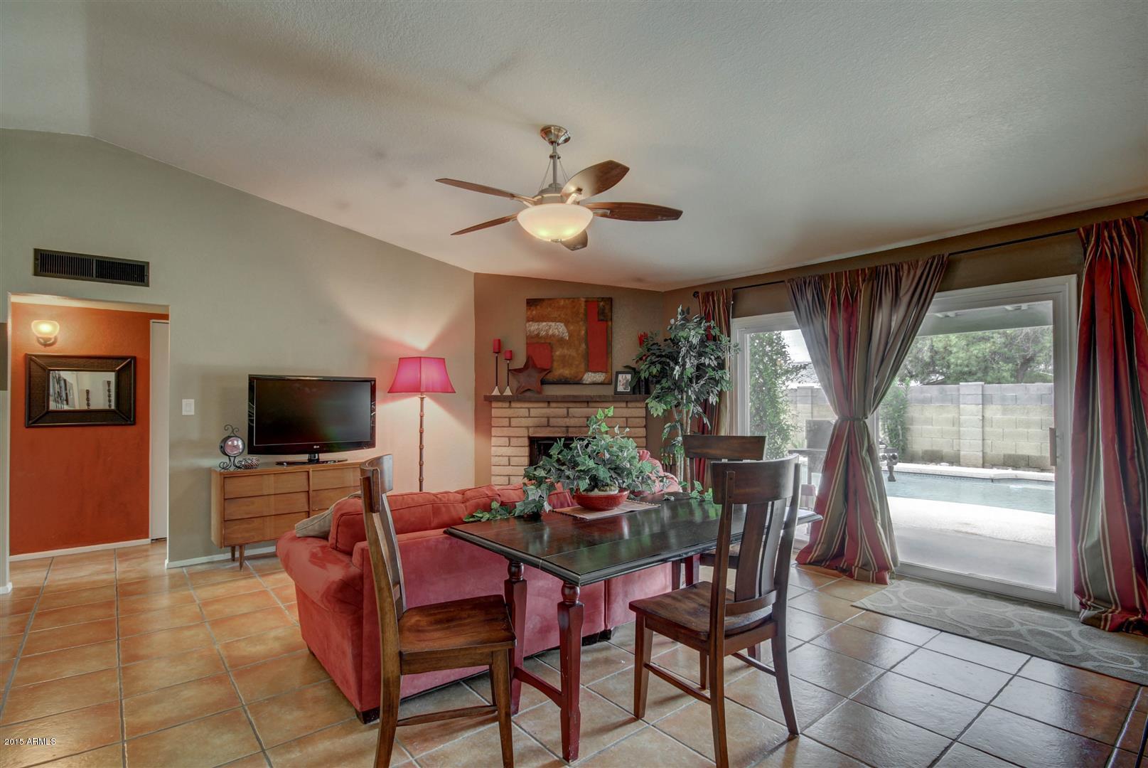 2422 South Evergreen Road Tempe, AZ 85282 - Photo 8 of 19 Dining