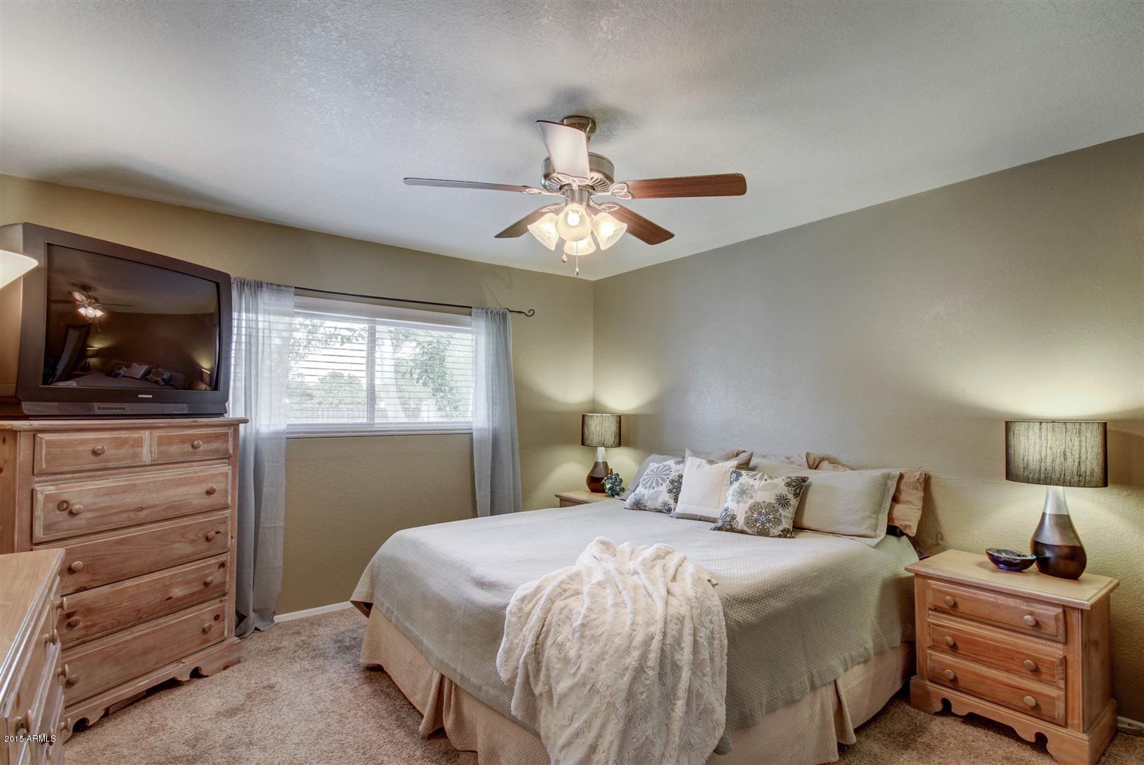 2422 South Evergreen Road Tempe, AZ 85282 - Photo 9 of 19 Master Bedroom