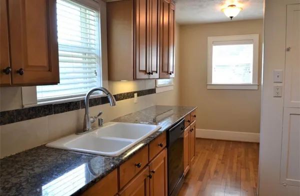 $2,495 | 1507 McDuffie Street, Houston, TX 77019