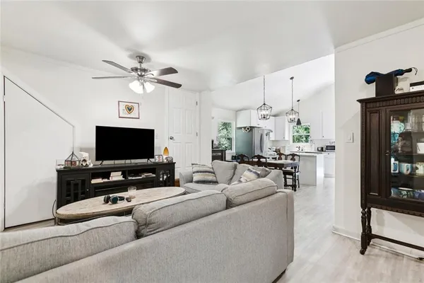 $430,000 | 10639 Willow Drive, New Orleans, LA 70131
