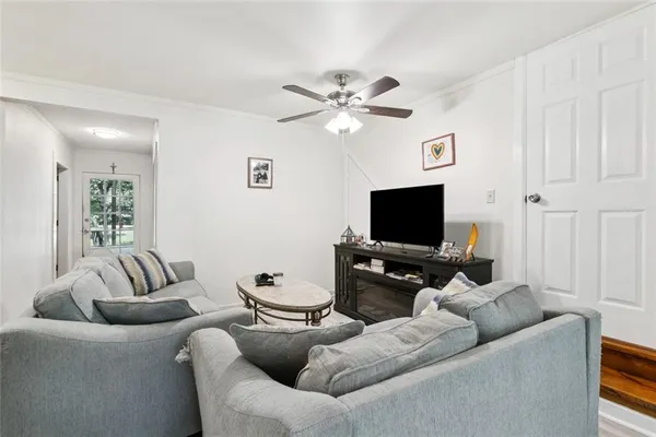 $430,000 | 10639 Willow Drive, New Orleans, LA 70131